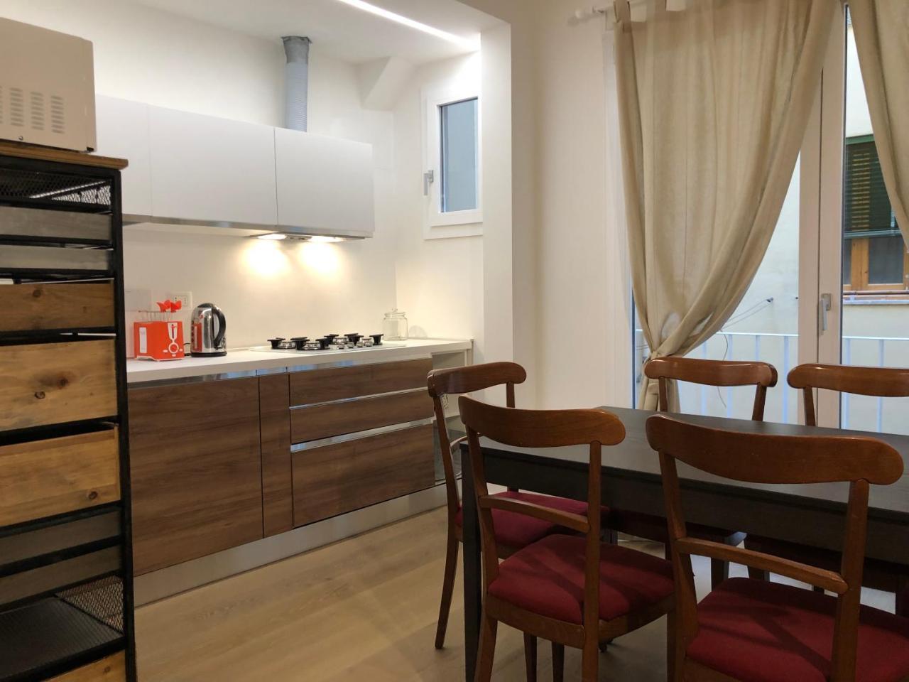 San Frediano Apartment ฟลอเรนซ์ ภายนอก รูปภาพ